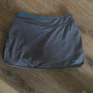 Slazenger golf skort XS‎